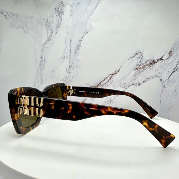 New MIU MIU Sunglasses Brown Tortoise Acetate Gold Metal Logo Italy Authentic main image 5